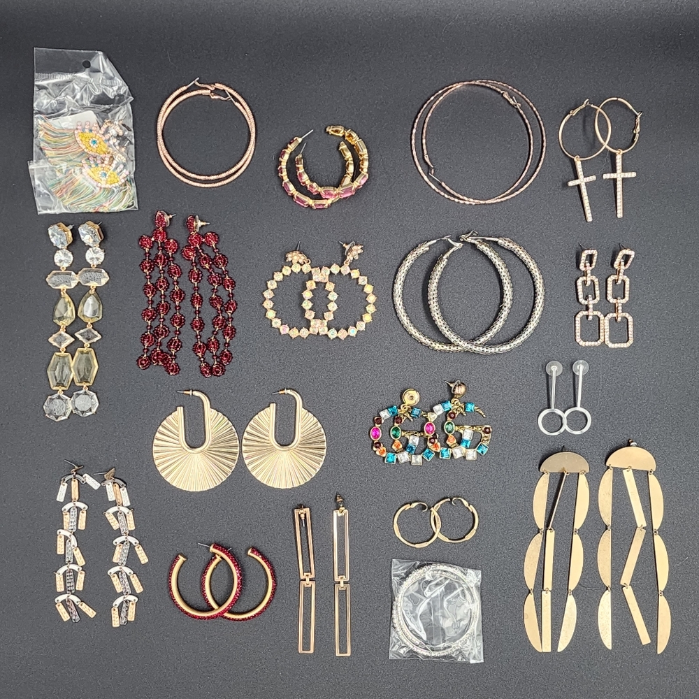 Earrings Lot of 19